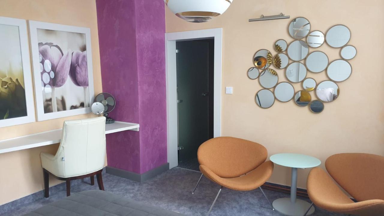 Květinový apartmán v Chomutově Exterior foto